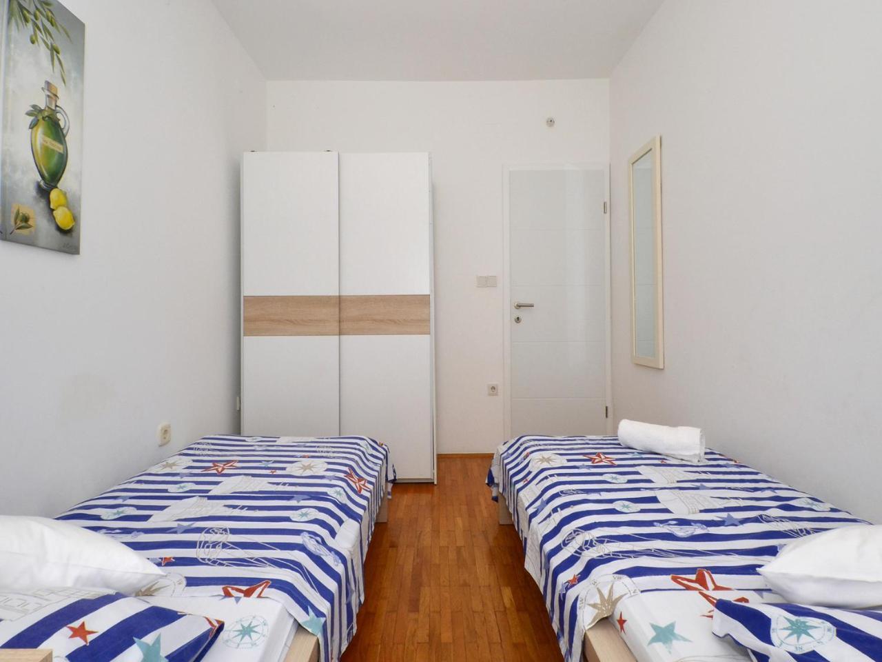 Apartments Nera Podstrana Extérieur photo