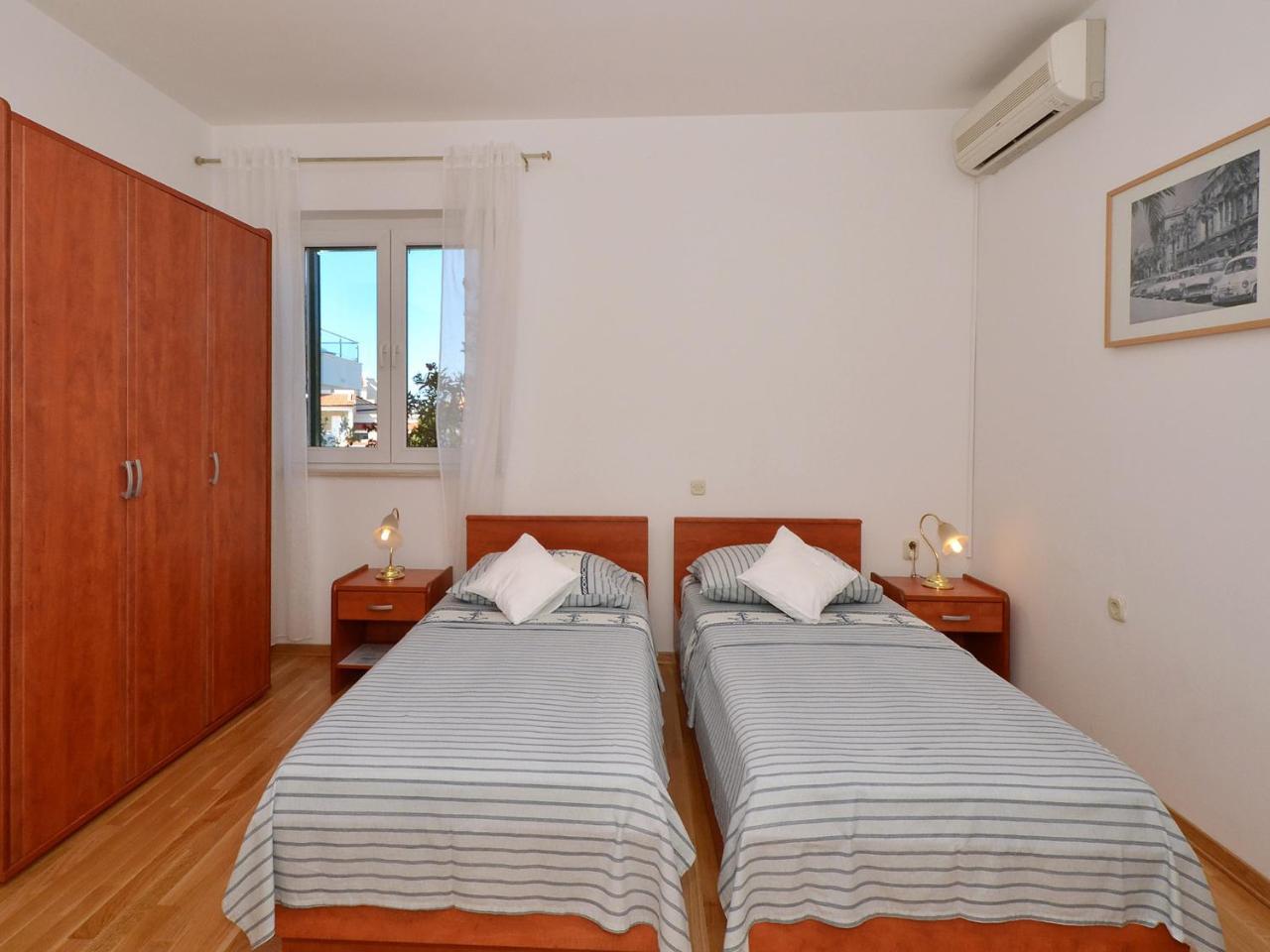 Apartments Nera Podstrana Extérieur photo